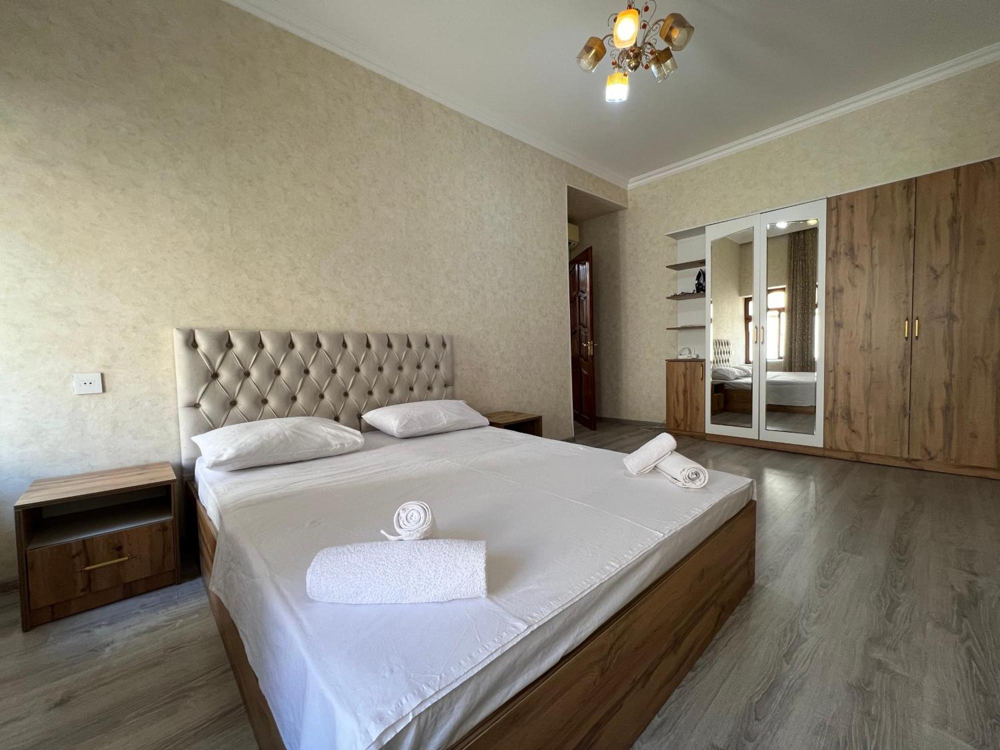 Sweet And Comfort Apartment In The Old City Icheri Sheher 바쿠 외부 사진